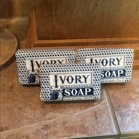 Ivory Soap Bars - Vintage - lot of 3 - Picture 1 of 3